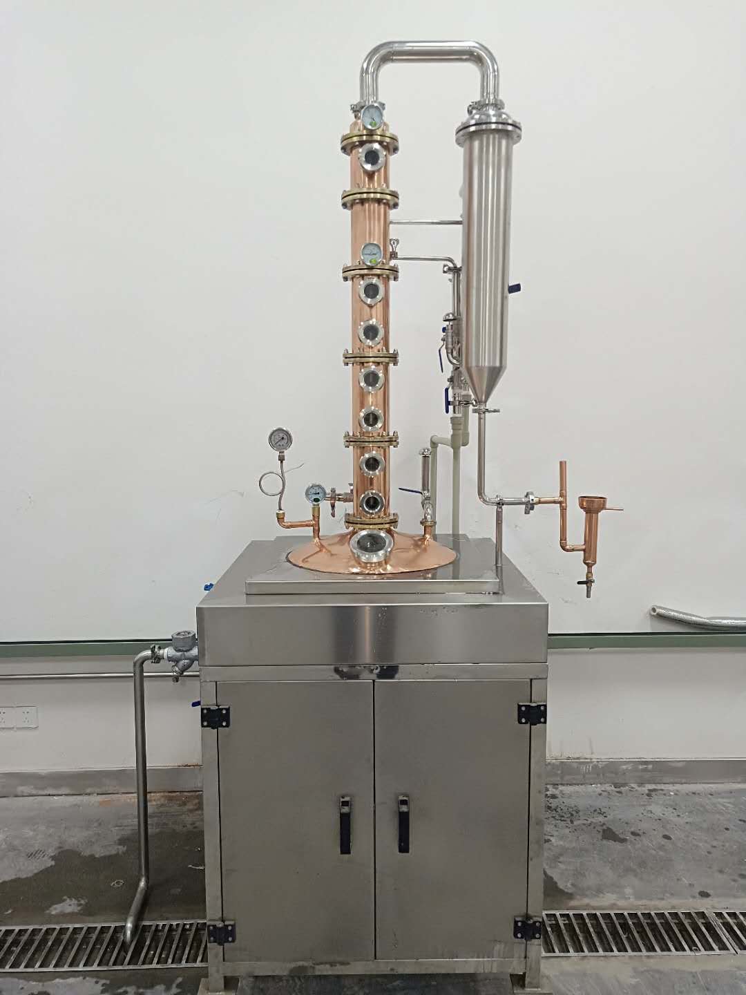 �˱��׾�ѧԺ �������Ŀ